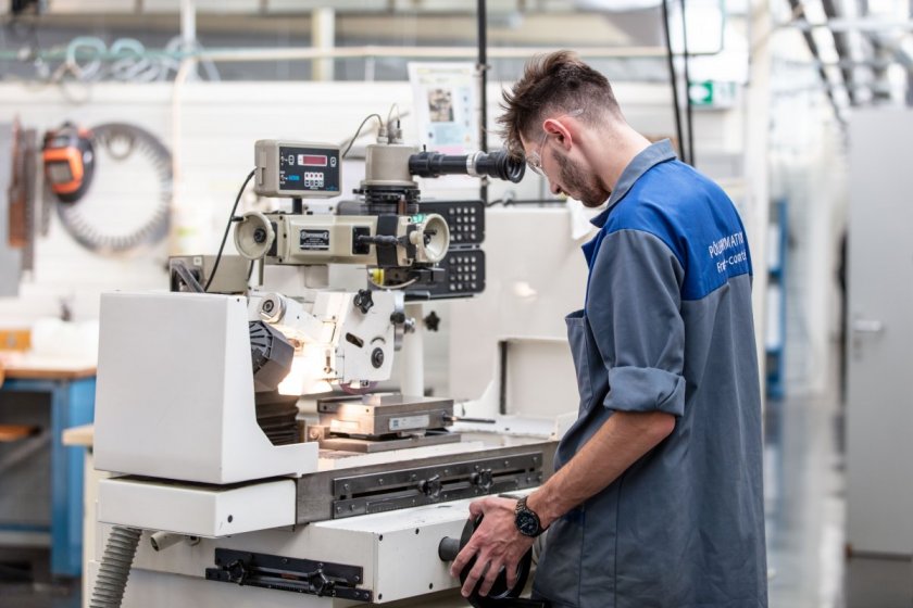 The apprenticeship route to becoming an engineer | SUPMICROTECH-ENSMM